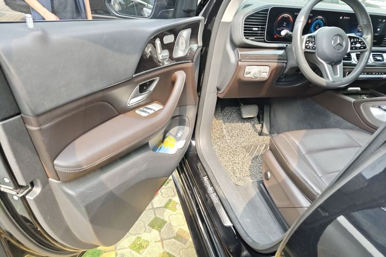 Used Mercedes-Benz GLE 2020 GLE 350 4MATIC Fashion Model Interior 3