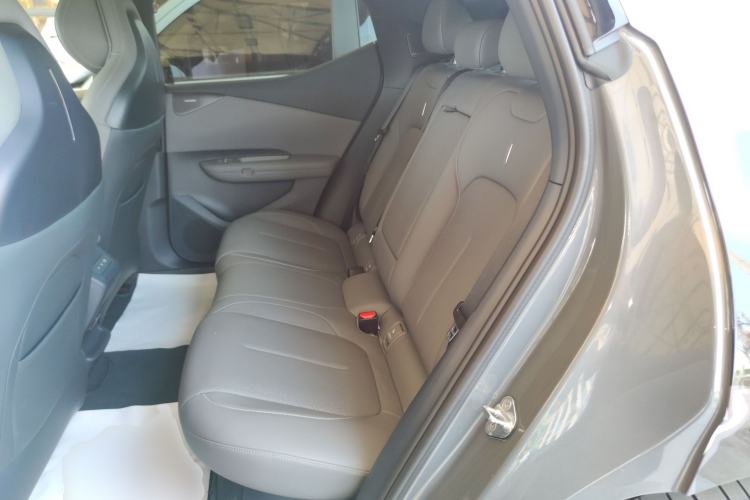 Used Lynk & Co Z20 2025 530 km Range Rear-Wheel Drive Pro