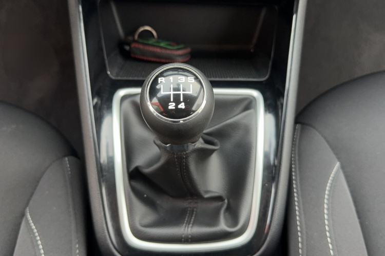 Used Roewe i5 2020 1.5L Manual 4G Connect Luxury Edition