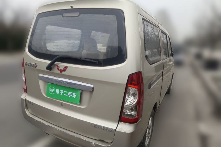 Used Wuling Rongguang 2014 1.5L S Standard Version