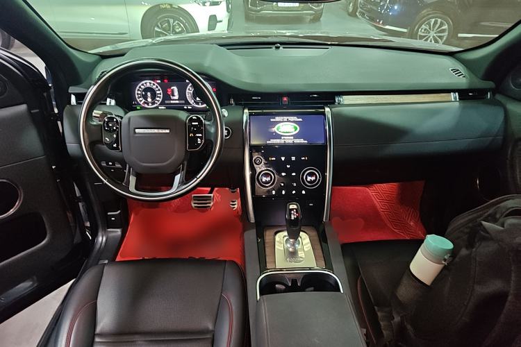 Used Land Rover Discovery Sport 2020 249 PS R-Dynamic Performance Edition Center Console