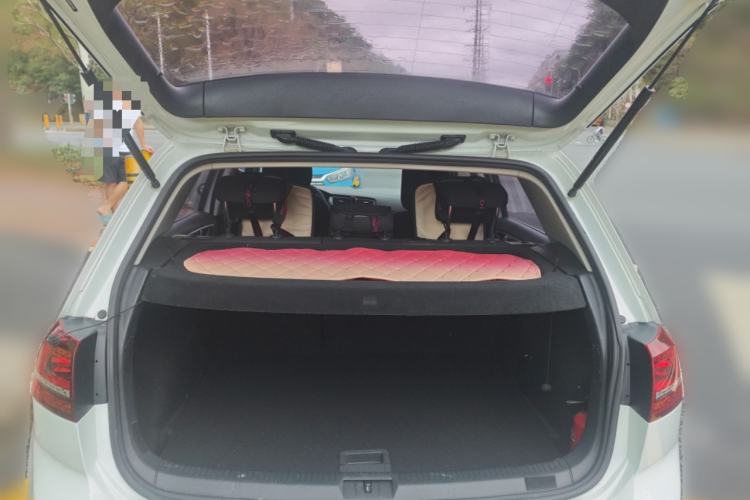 Used Volkswagen Golf 2017 230TSI Automatic Comfort Edition – Celebrating Milestone of One Million Units
