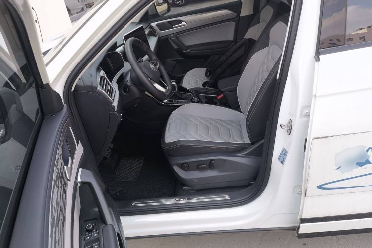 Used Volkswagen Tayron 2023 Revised Version 380TSI All-Wheel Drive R-Line High-Energy Edition
