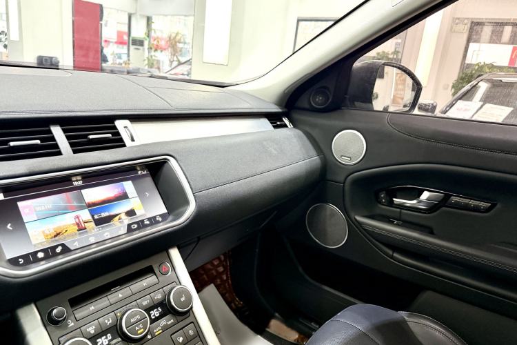 Used Land Rover Range Rover Evoque 2018 240 PS SE DYNAMIC Smart Edition