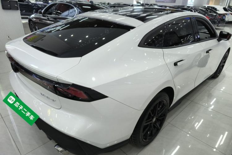 Used CHANGAN UNI-V 2022 1.5T Prestige Version Rear Right 45 Deg