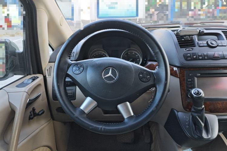 Used Mercedes-Benz Viano 2012 2.5L Hospitality Edition Steering Wheel
