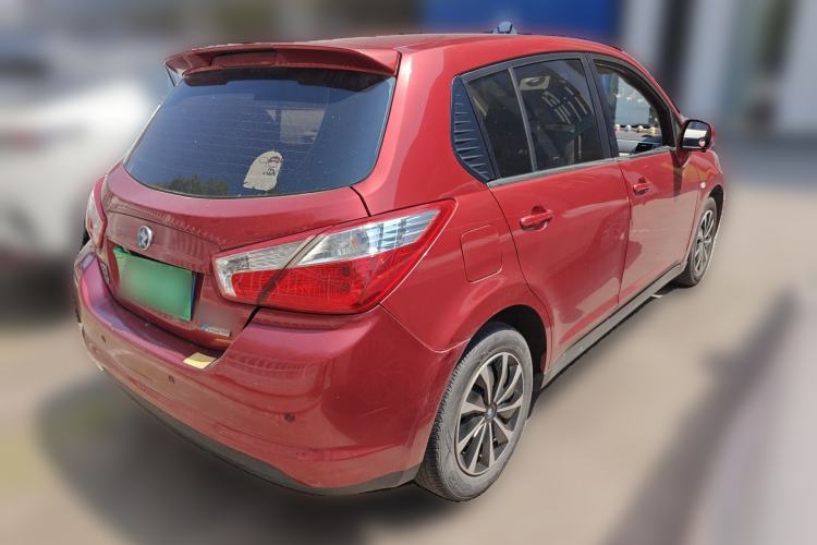 Used Venucia R50 2015 1.6L Automatic Fashion Edition Rear Right 45 Deg