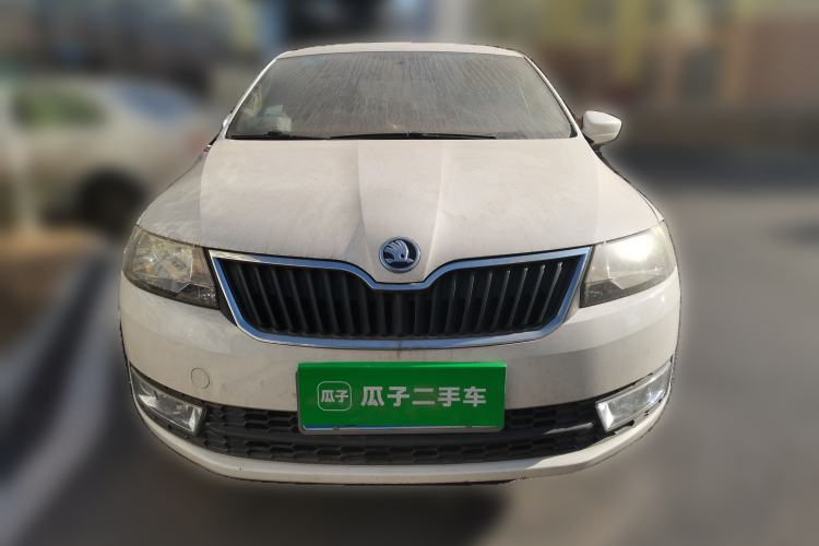 Used Skoda Rapid 2013 1.6L Manual Smart Selection Model