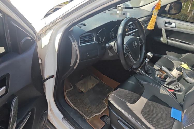 Used Zotye T600 2015 1.5T Manual Luxury Model
