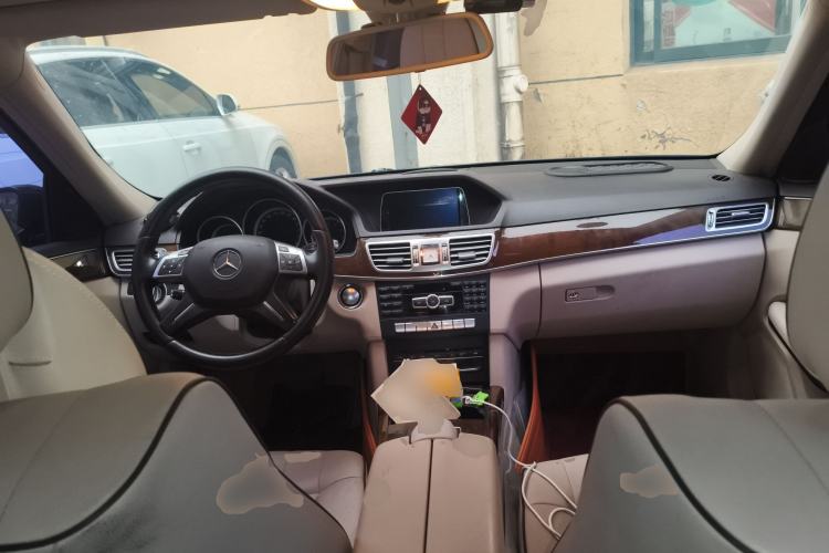 Used Mercedes-Benz E-Class 2015 E 200 L
