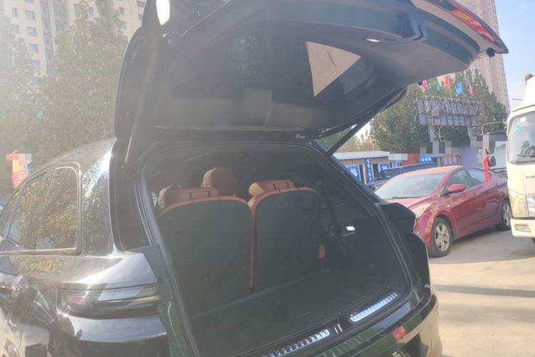 Used Li Auto L8 2025 Pro Smart Refresh Edition
