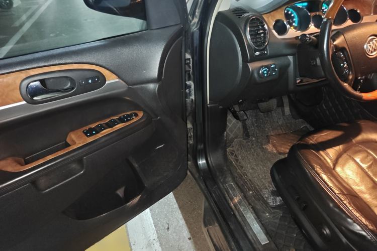 Used Buick Enclave 2010 3.6L Flagship Edition