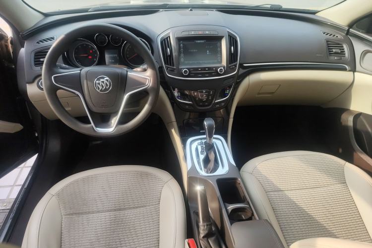 Used Buick Regal 2015 2.0L Leading Fashion Edition
