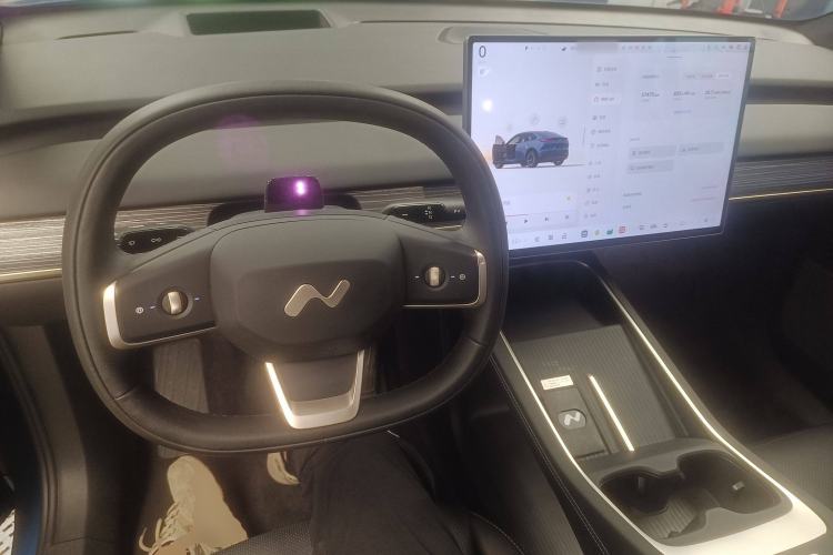 Used ONVO L60 2024 60 kWh All-Wheel Drive
