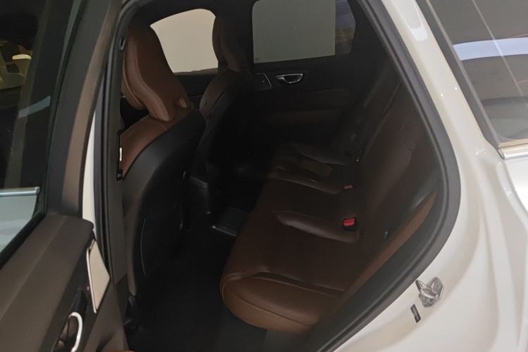 Used Volvo XC60 New Energy 2021 T8 e-Drive Hybrid Luxury Edition
