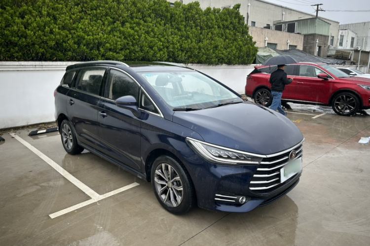 Used BYD Song MAX 2019 1.5T Automatic Smart Connect Prestige Model 6 Seats China VI Standard