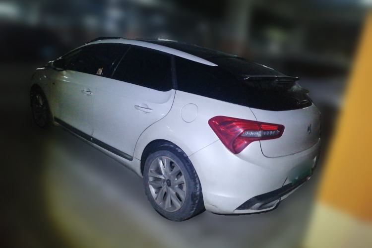 Used DS 5 2015 1.6T Luxury Edition THP160 Rear Left 45 Deg