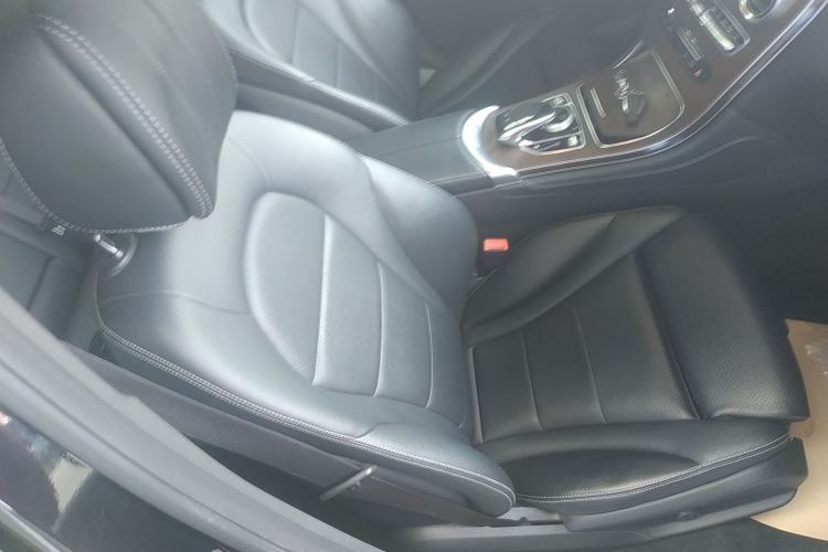 Used Mercedes-Benz GLC 2016 GLC 300 4MATIC Dynamic Model