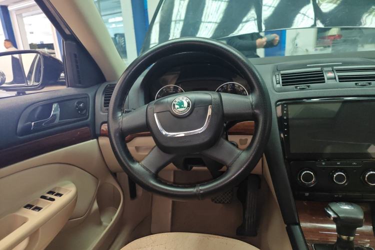 Used Skoda Octavia 2010 1.4TSI DSG Yijun Edition Steering Wheel