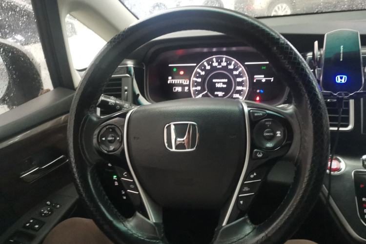 Used Honda Elysion 2016 2.4L Supreme Edition