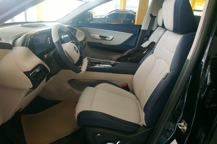 Used Dongfeng Aeolus Huge 2022 Mach Power 1.5T Dare-to-Love Edition