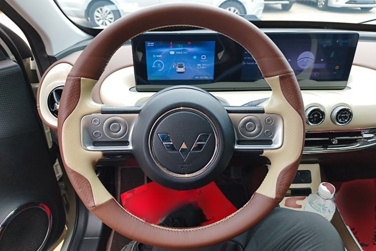 Used Wuling Bingo 2023 333 km Enjoyment Version
