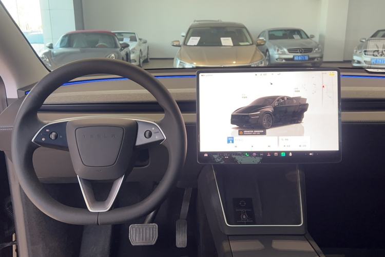 Used Tesla Model Y 2025 Rear-Wheel-Drive Version