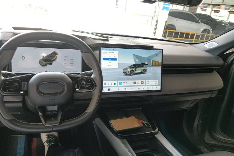 Used Lynk & Co 08 EM-P 2023 220km All-Wheel-Drive Performance Halo