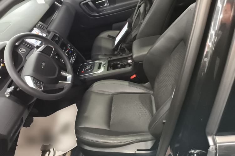 Used Land Rover Discovery Sport 2017 2.0T PURE Left Front Seat