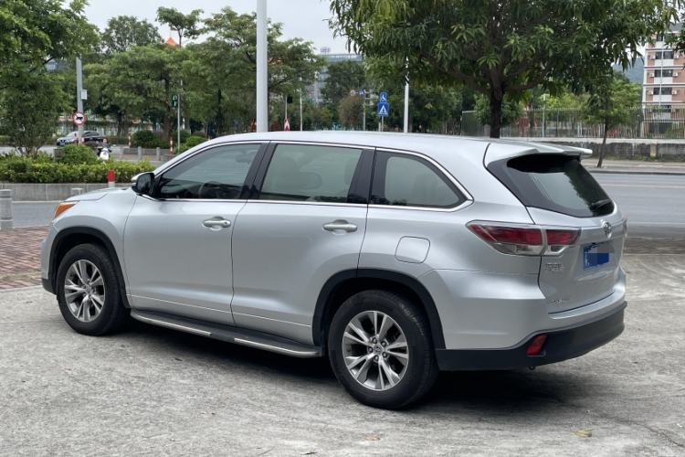 Used Toyota Highlander 2015 2.0T Two-Wheel Drive Elite Edition 7 Seats
