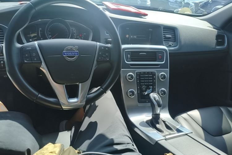 Used Volvo S60 2016 S60L T4 Zhiyuan Edition