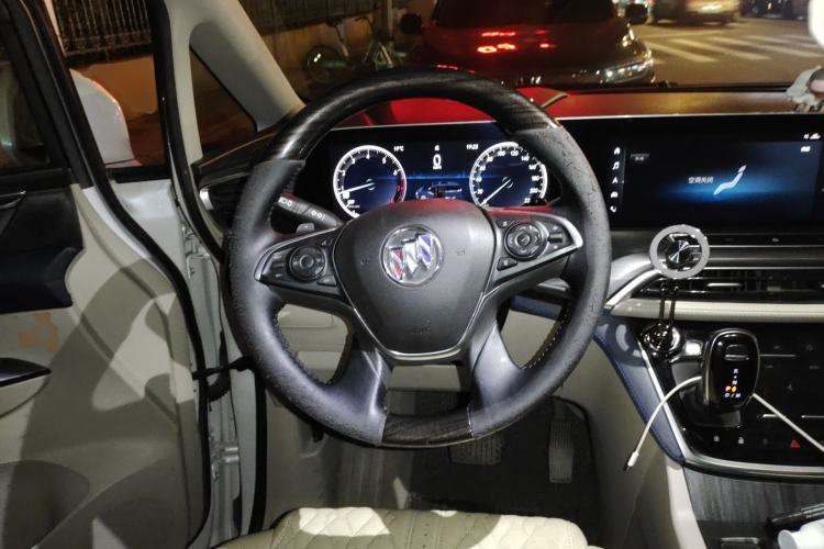 Used Buick GL8 2021 ES Landtrek 653T Comfort Edition
