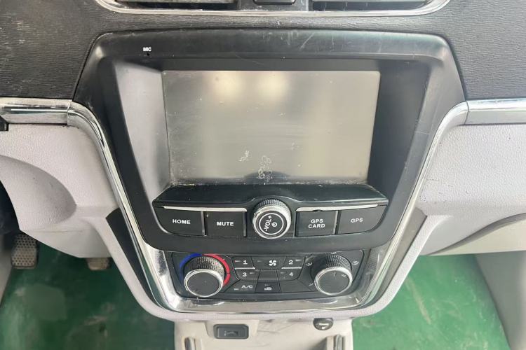 Used Jinbei New Hiace X30L 2016 1.5L Wealth Edition DLCG14