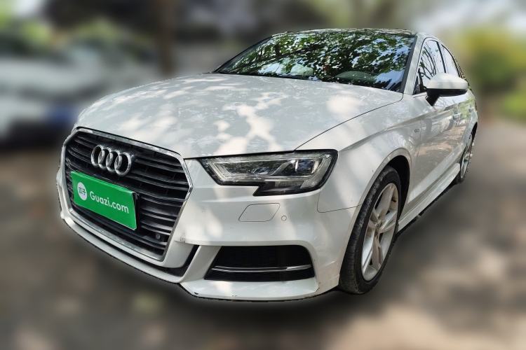 Used Audi A3 2019 Limousine 35 TFSI Fashion Edition China V standard