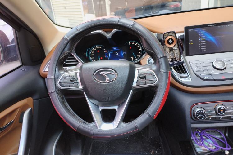 Used Soueast DX7 2017 1.5T Manual Luxury Model Steering Wheel