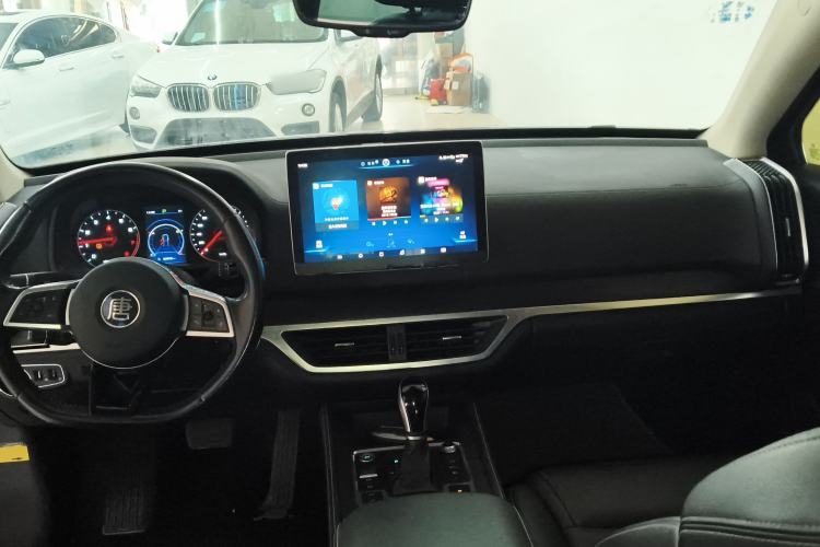 Used BYD Tang 2018 2.0T Automatic SmartConnect Luxury 7-Seater China V Emission Standard
