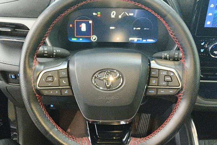Used Toyota Highlander 2022 Dual-Engine 2.5L Four-Wheel Drive Supreme Edition 7-Seater Steering Wheel