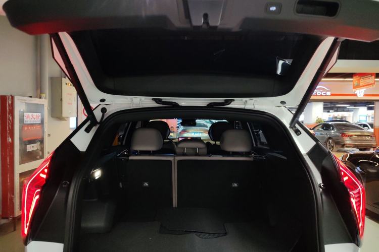 Used Geely Auto FX11 2025 4th Generation 1.5TD DCT Jinxiu Trunk