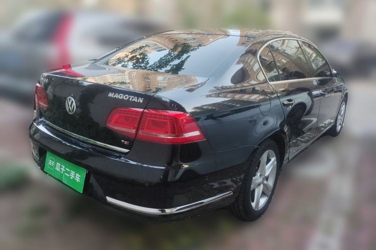 Used Volkswagen Magotan 2015 1.8TSI Prestige Model
