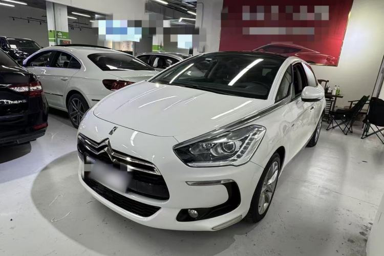 Used DS 5 2014 1.6T Luxury Edition THP160