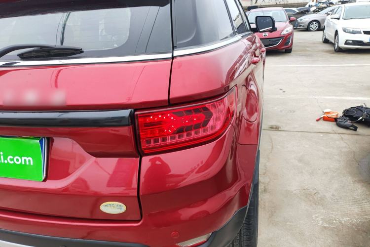 Used Land X7 2015 2.0T Panoramic Prestige Edition