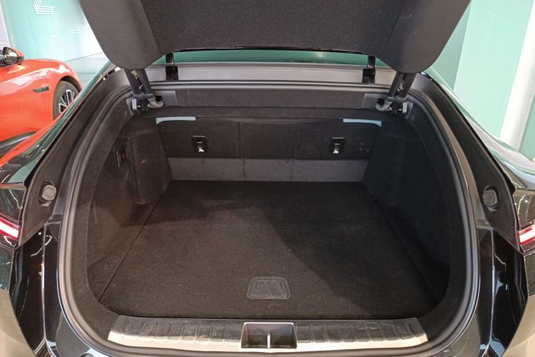 Used Avatr 12 2025 Updated Ultra All-Electric Four-Wheel Drive