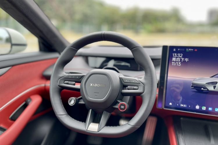 Used Xiaomi Auto SU7 2024 Four-Wheel Drive Ultra-Long Range Advanced Intelligent Driving Max Edition
