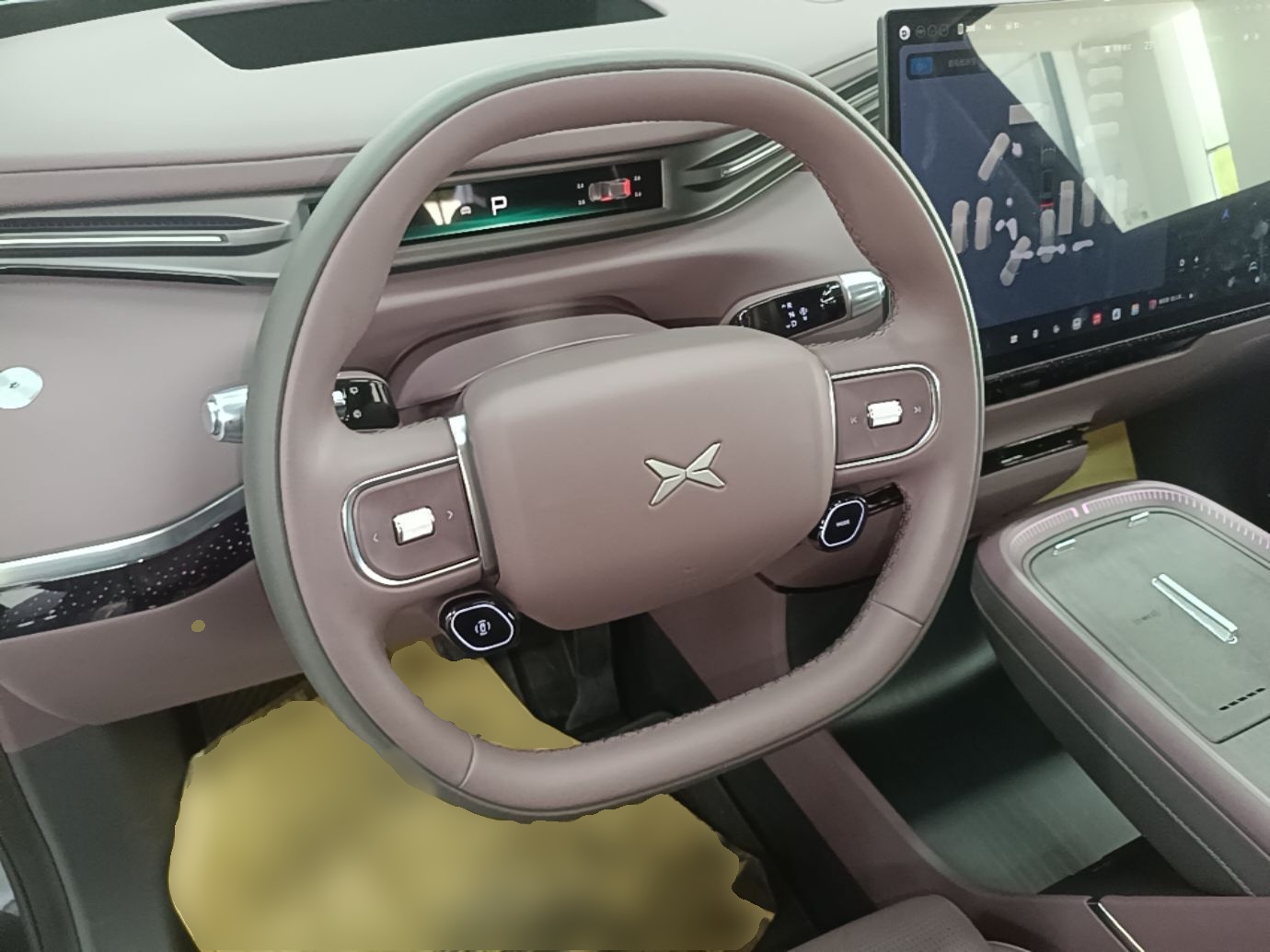 XPeng GX 2026 Model, Range-Extended 1585 Four-Wheel-Drive Flagship Edition — снимка 13
