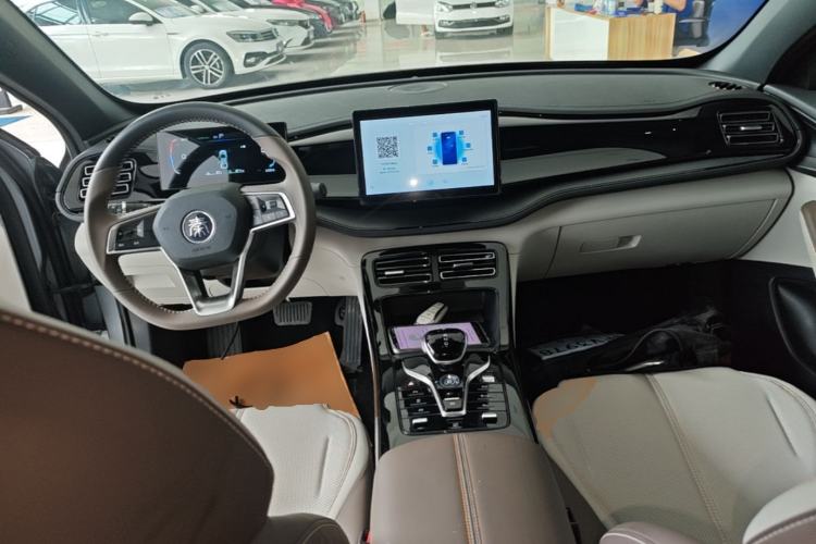 Used BYD Qin PLUS 2024 HONOR Edition DM-i 55KM Leading Model