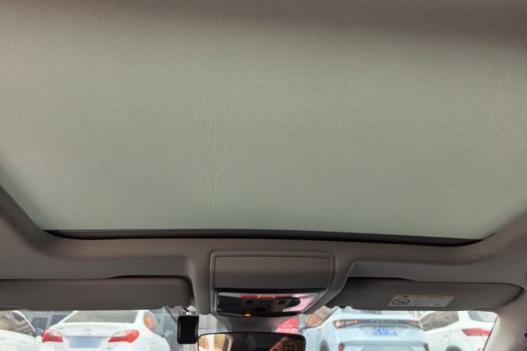 Used Volkswagen Passat 2025 Outstanding Model 380TSI Dragon Glory Edition
