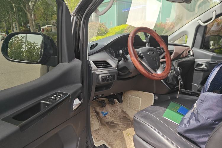 Used JAC Refine M3 2023 1.5T 7/8-Seater Smart Connectivity Version
