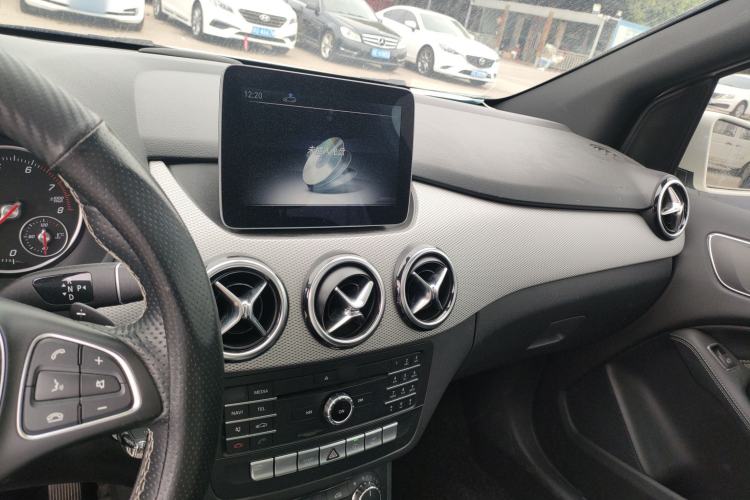 Used Mercedes-Benz B-Class 2017 B 200 Sport Edition
