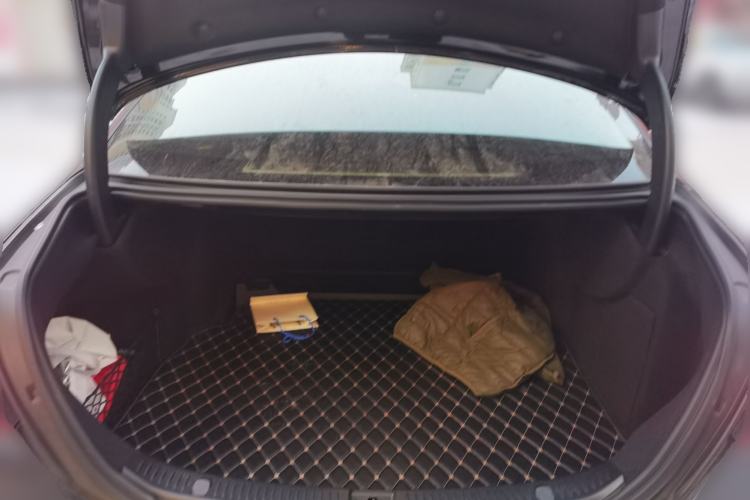 Used Mercedes-Benz E-Class 2021 Facelift E 260 L
