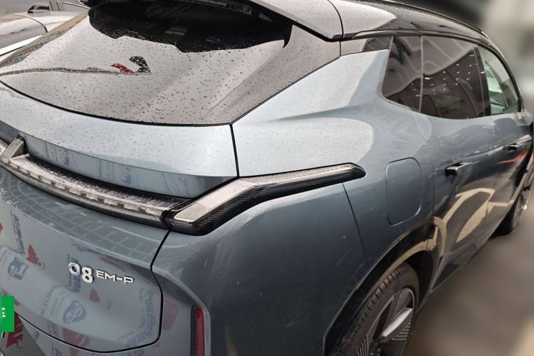 Used Lynk & Co 08 EM-P 2025 220 km All-Wheel-Drive Performance Halo